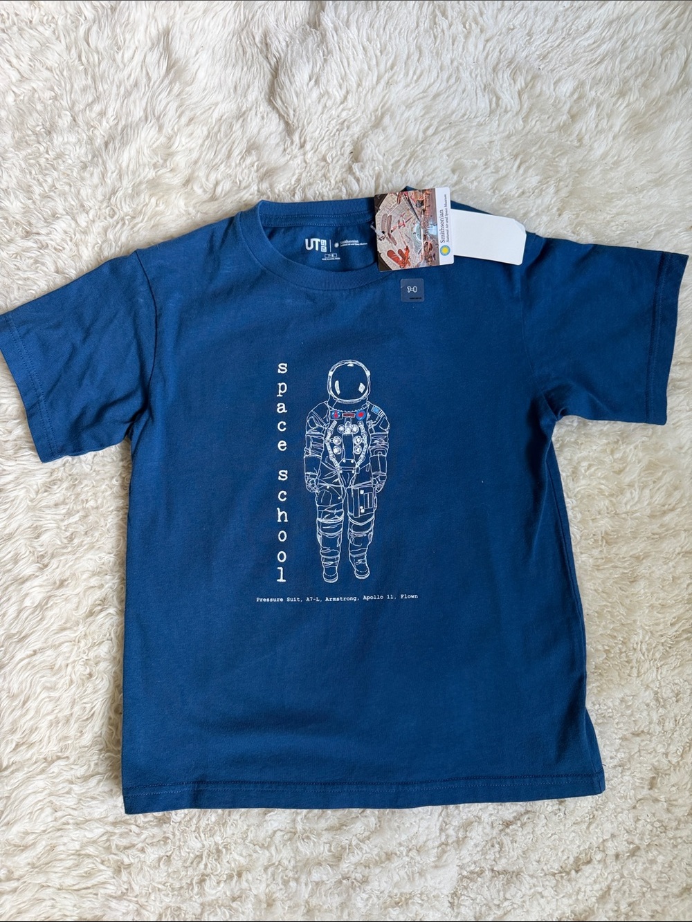 NWT - Uniqlo Smithsonian Kids Blue 'Space School' Astronaut Graphic Tee 7-8